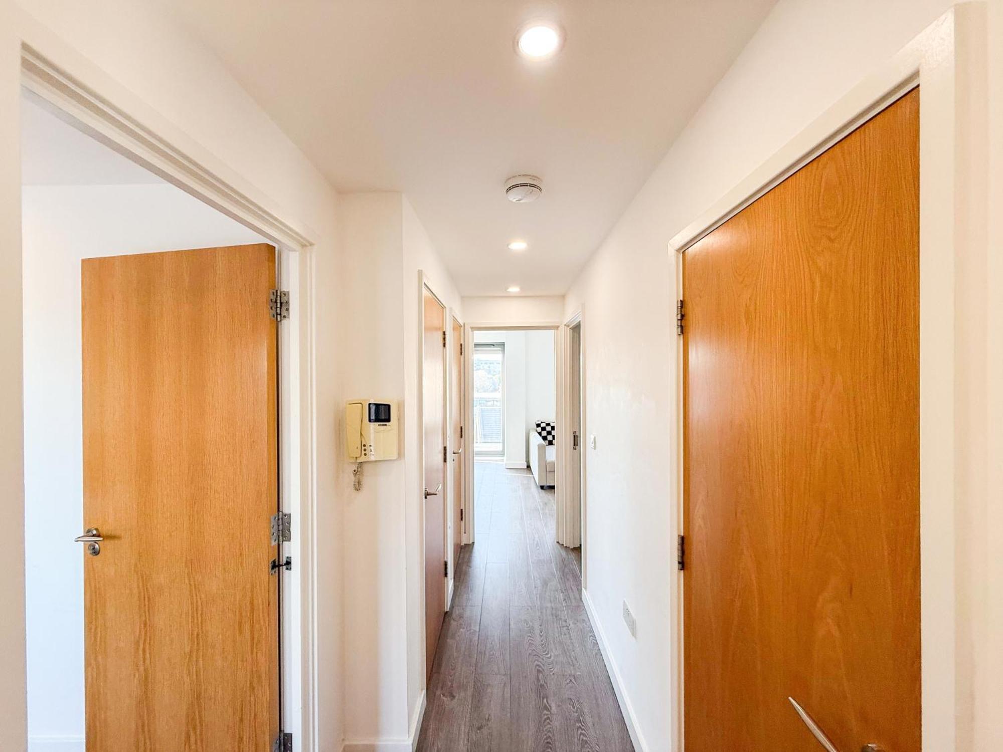 Contemporary With Private Terraces In Shoreditch, Hoxton, Islington * Londres